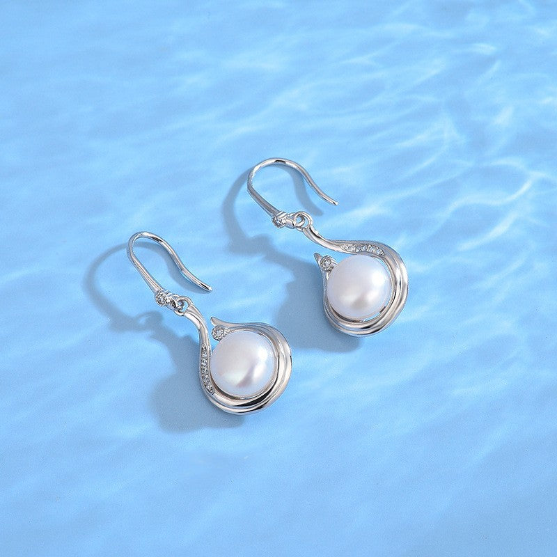 Luxe Radiance: S925 Silver & Natural Freshwater Pearl Necklace & Earrings